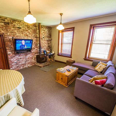 Waipiata Country Hotel Экстерьер фото